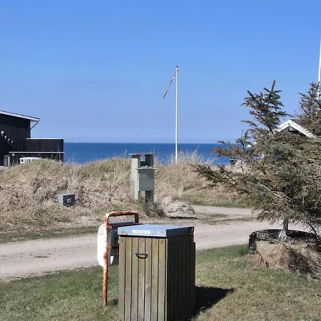 Holiday home Nayeli - 275m From The Sea In Nw Jutland By Interhome *